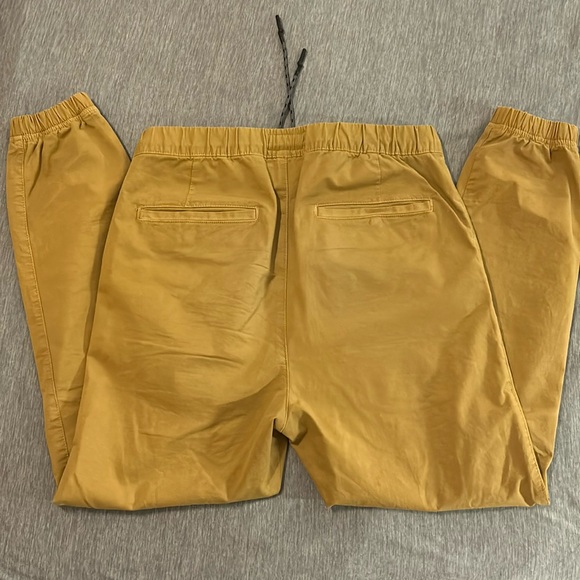 american eagle extreme flex men’s small tan pants - Picture 2 of 3